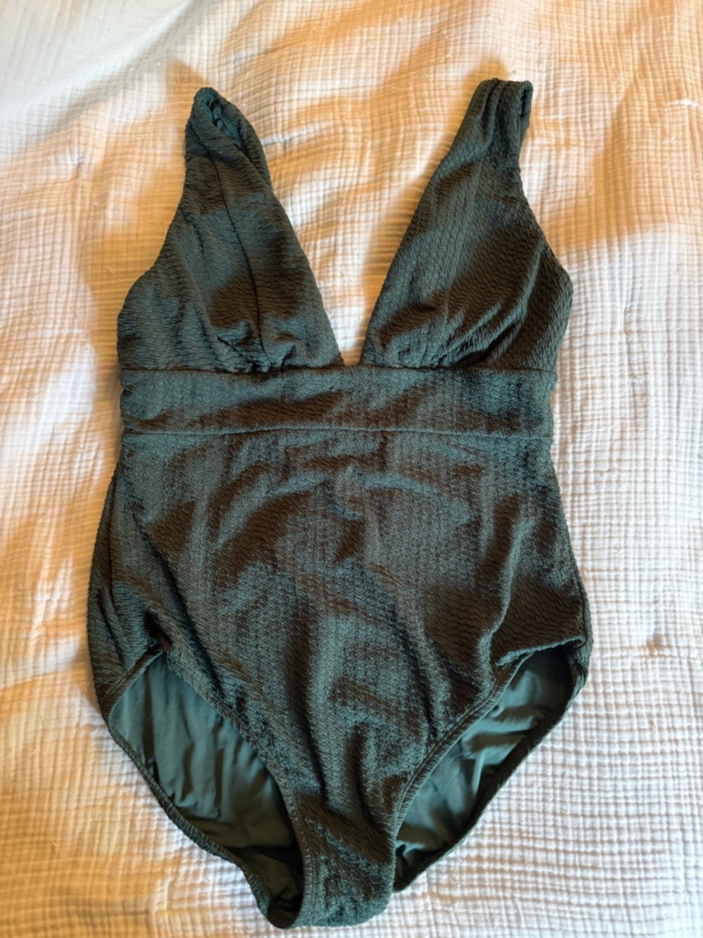 Andie Textured One-Piece Swimsuit in Forest Green